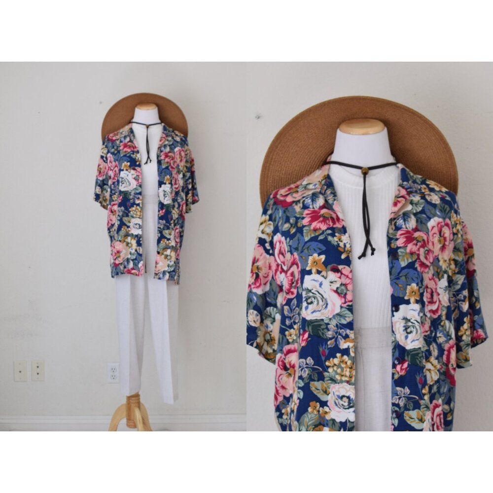 Vintage‎ 90s Floral Rayon Blouse | size M